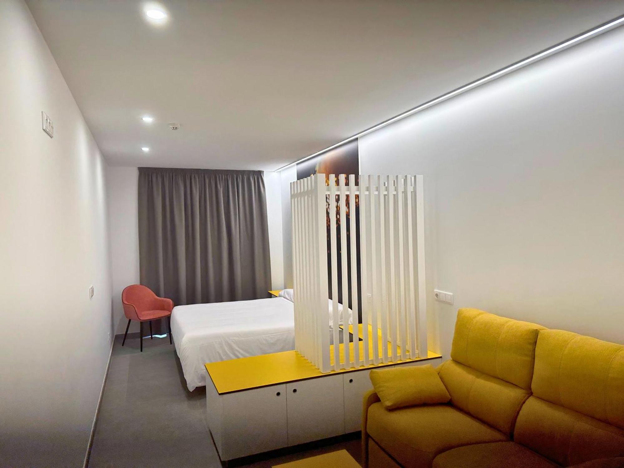 Pension Sarria Bagian luar foto