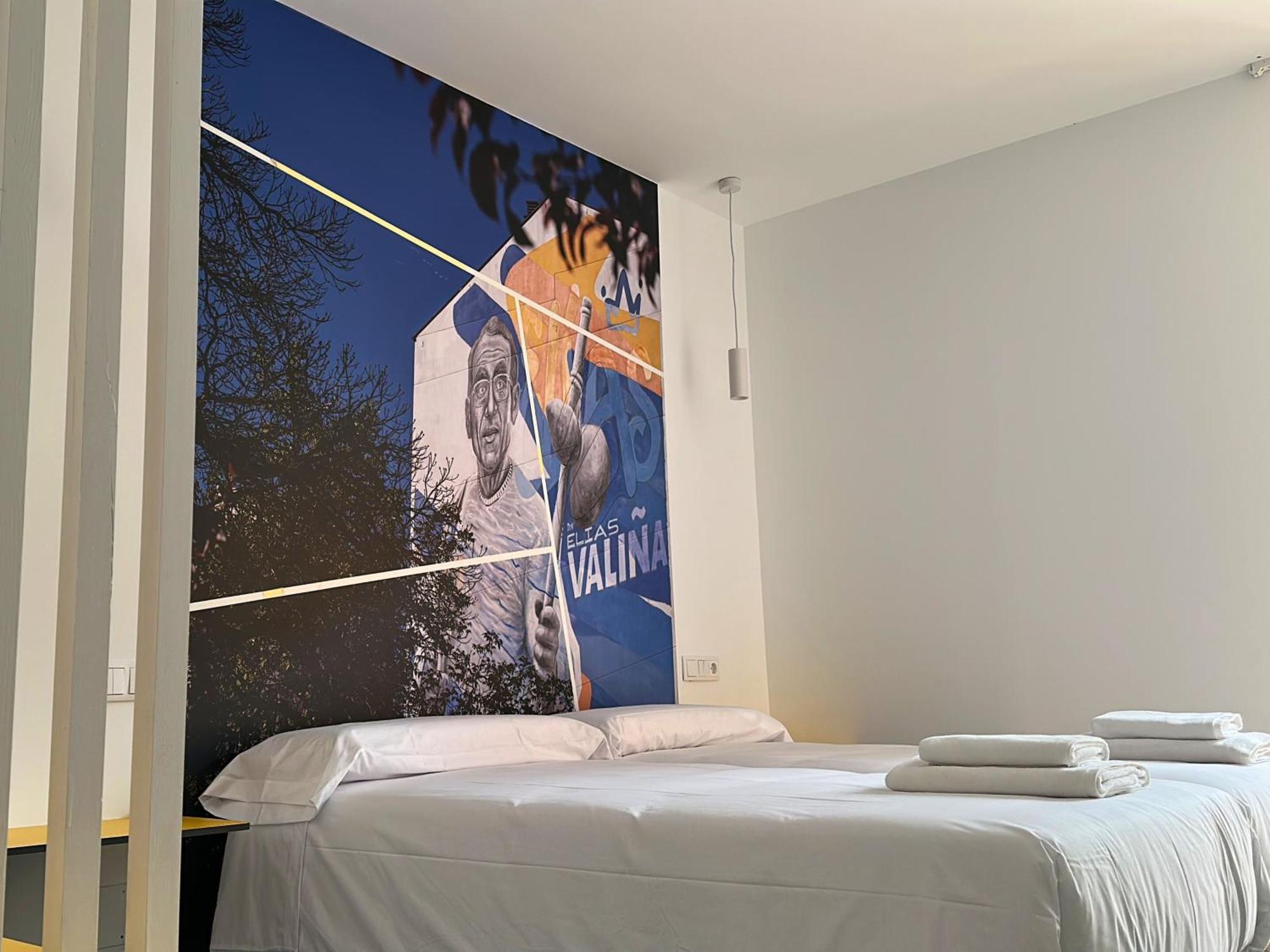 Pension Sarria Bagian luar foto