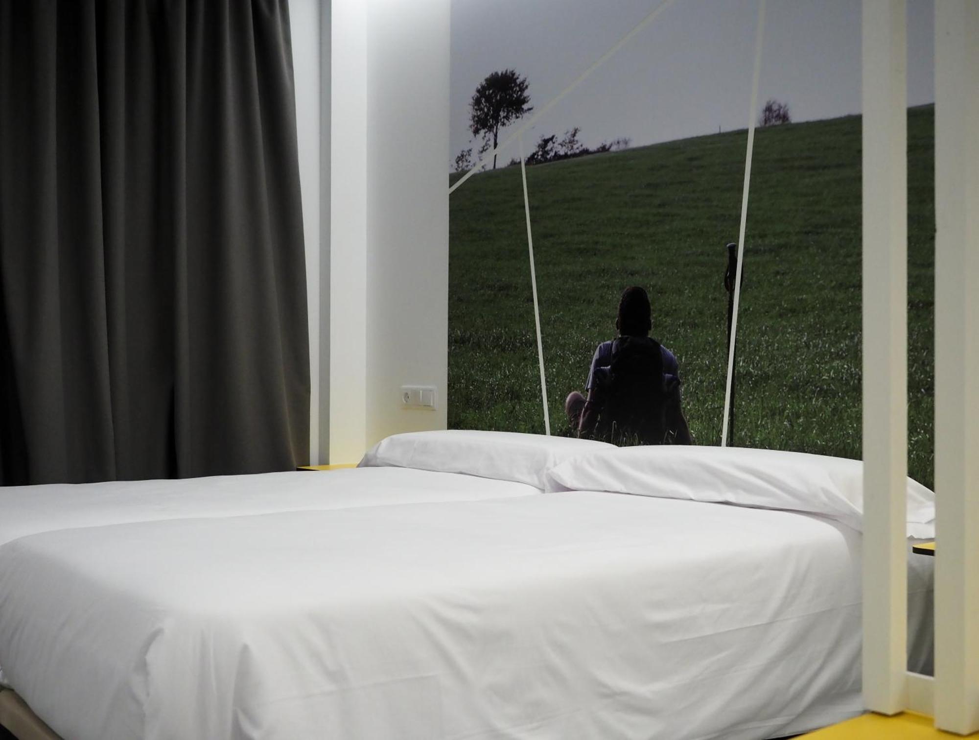 Pension Sarria Bagian luar foto